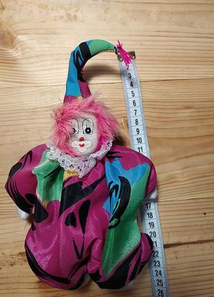 Красивая интерьерная еукла клоун