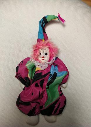 Красивая интерьерная еукла клоун