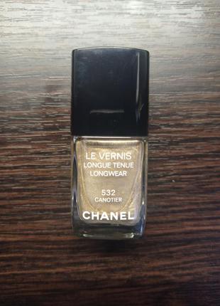 Chanel, 532 canotier.