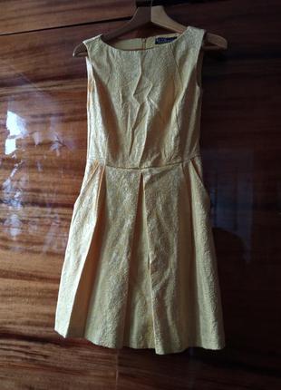 Платье нарядное жёлтое отличное состояние