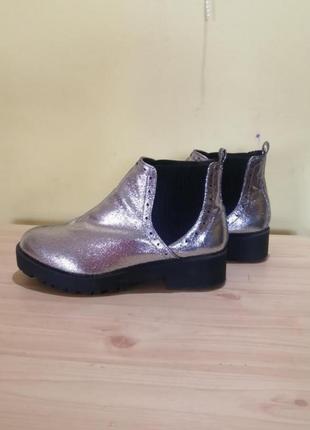 Демісезонні черевики primark 39р