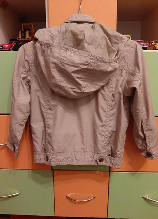 Куртка-ветровка с капюшоном2 фото