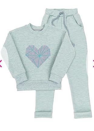 Костюм прогулочный для девочек