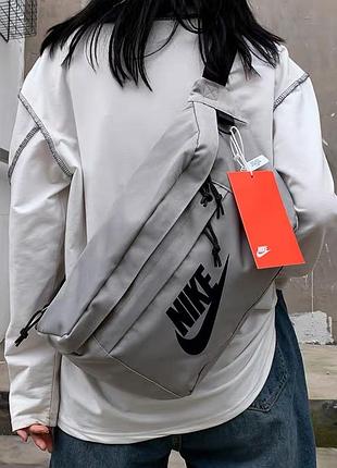 Бананка большая nike one tech hip pack поясная сумка найк серая2 фото