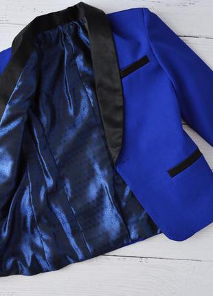 Нарядний костюм для хлопчика, смокінг синій електрик (піджак штани пояс метелик)10 фото