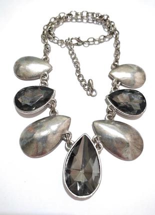 Колье, ожерелье из металла и крупных кристаллов из стекла. длина 52. тяжёлое