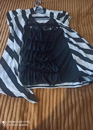 Жіноча футболка.