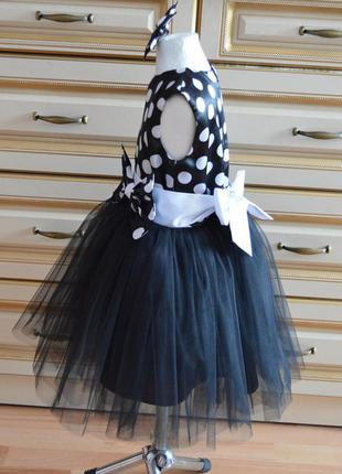 Черное платье для девочки в горошек на 4 года3 фото