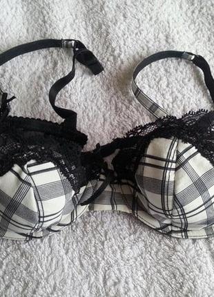 Бюст-балконет