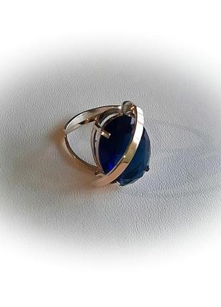 🫧 19.5 размер кольцо серебро с золотом сапфир синий