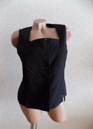 Жилетка безрукавка костюмна на гудзиках чорна фірмова розмір 46