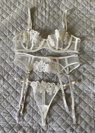 Белый комплект нижнего белья🤍