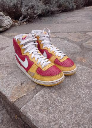 Nike supreme court original