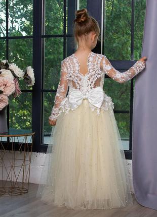Нарядное платье айвори с белым кружевом для девочки 6-7 лет