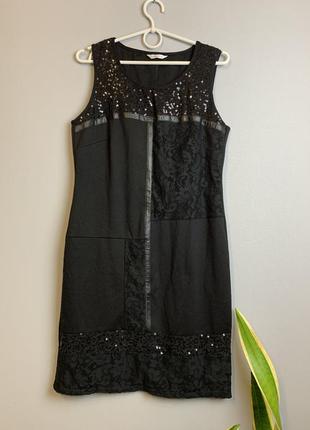 Нарядное платье миди из плотного трикотажа с паетками etam