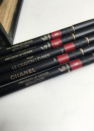 Карандаш для губ chanel le crayon levres с кисточкой оттенок 98 seduction1 фото