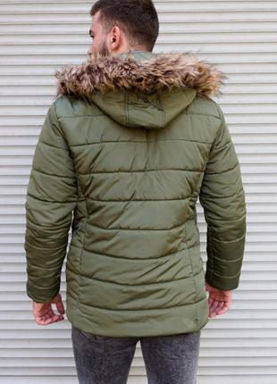 Мужская зимняя куртка цвет хаки с мехом на капюшоне4 фото