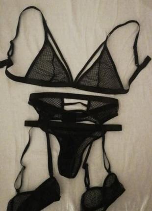 Комплект белья подвязки трусики