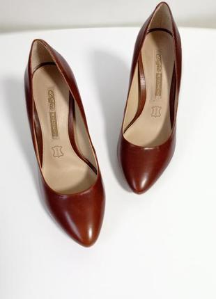 Кожаные женские красивые туфли от bufallo 37/5-38 р - оригинал8 фото