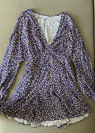 Zara платье с цветочек
