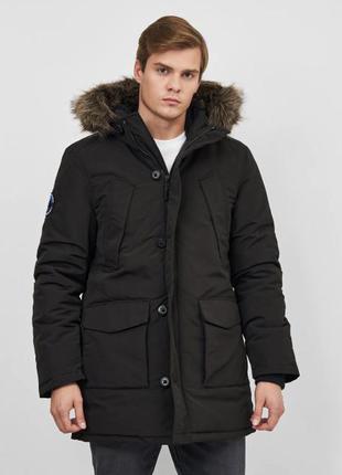 Очень крутая ,тёплая ,зимняя пуховая парка everest