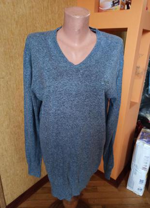 Светр фірми superdry 2