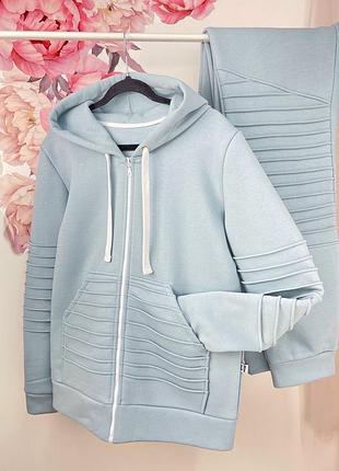 Теплий на флісі спортивний костюм на замку зручний