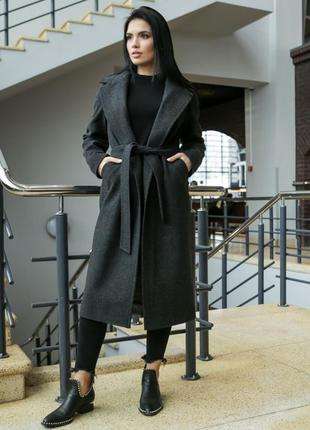 Элегантное и трендовые демисезонное женское пальто-халат паркетка цвет графит