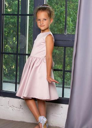 Пудровое ошатне атласну сукню для дівчинки розмір 1164 фото