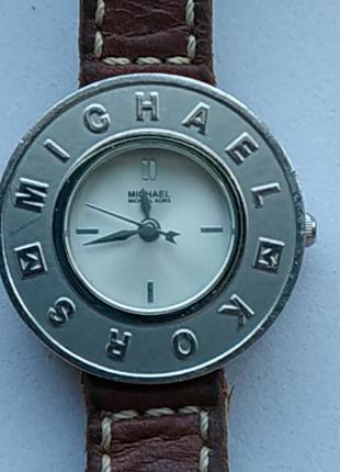Стильные кварцевые наручные женские часы michael kors