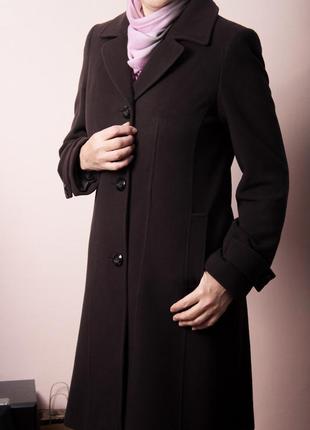 Классическое демисезонное пальто( италия)