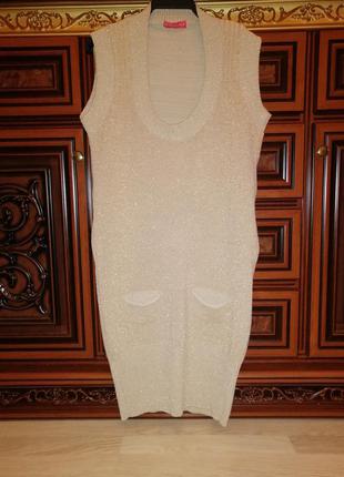 Платье вязанное теплое золотистое3 фото