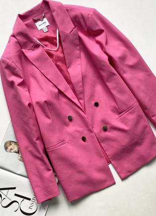 Гарний піджак блейзер яскравого рожевого кольору uk 32
