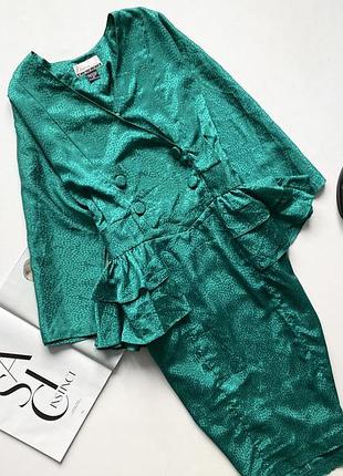 Гарне плаття під сатин смарагдового кольору 16 ххл