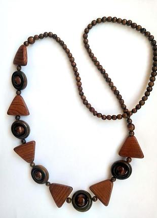Ожерелье деревянное