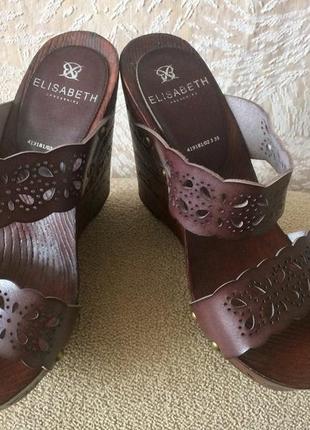 Дуже симпатичні босоніжки-шльопанці