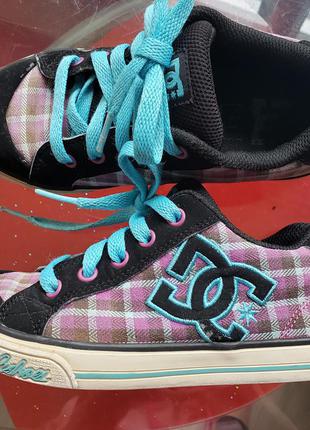 Dc shoes кеды обувь на шнурках девочке  31 р 19.5см стелька5 фото