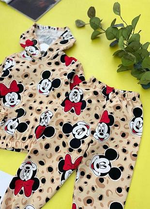 Костюм для дівчинки