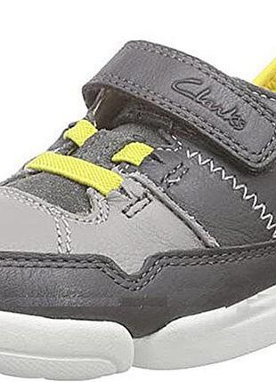 Р. 29.5, 30, 31 clarks детские кожаные кроссовки  оригинал