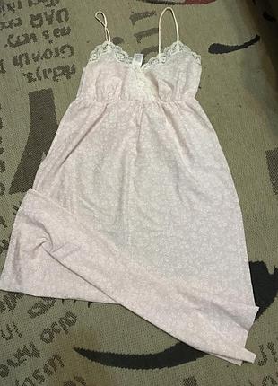 Ніжна нічна сорочка, англія