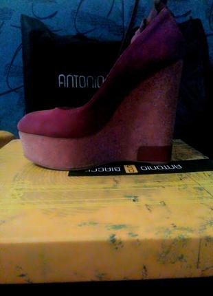 Женские туфли