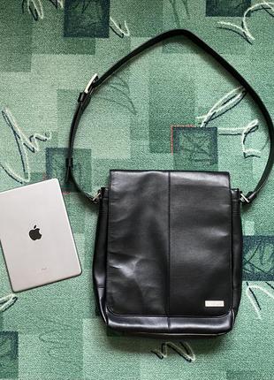 Кожаная сумка мессенджер calvin klein genuine leather vertical a4 messenger coach bag