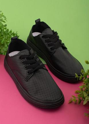 Стильные черные кроссовки кеды мокасины мягкие с перфорацией2 фото