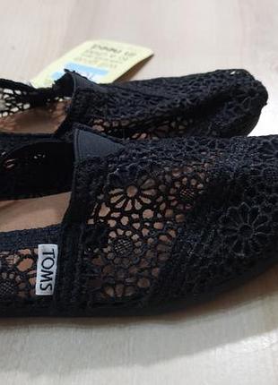 Еспадрільї toms alpargata колір чорні. ажурні. 37.5 р.