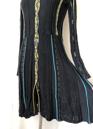 Этно платье вязаное черное отделка бордюрами3 фото