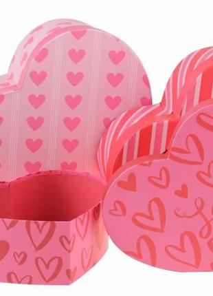 Набор подарочных коробок в форме сердца розовых "loved" (комплект 3 шт)3 фото