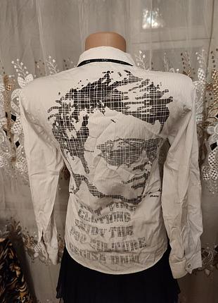 Белая в полоску нарядная праздничная рубашка для мальчика