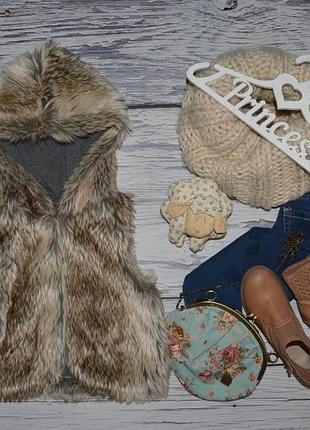 6 років 116 см обалденная модна фірмова гарна тепла жилетка жилет next некст