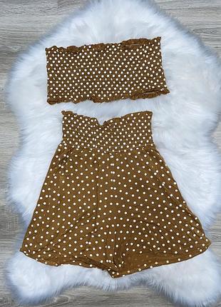 Красивый костюм в горошек для дома