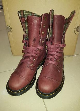 Стильные кожаные ботинки drmartens us9
